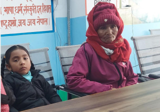 छोरीको शव ल्याउन भौंतारिरहेकी ७० वर्षीया धनमाया