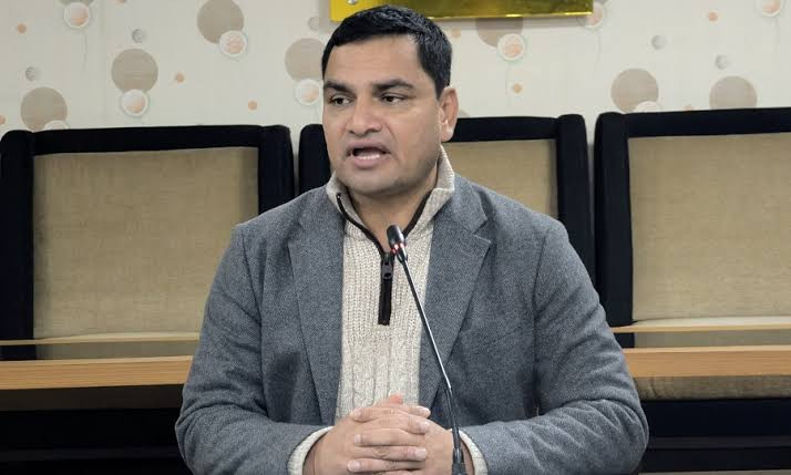 कोइरालाको भेला दबाब बढाउन मात्रै, १५ औं महाधिवेशन निष्पक्ष बनाउन गगन पक्ष सक्रियः महामन्त्री पौडेल
